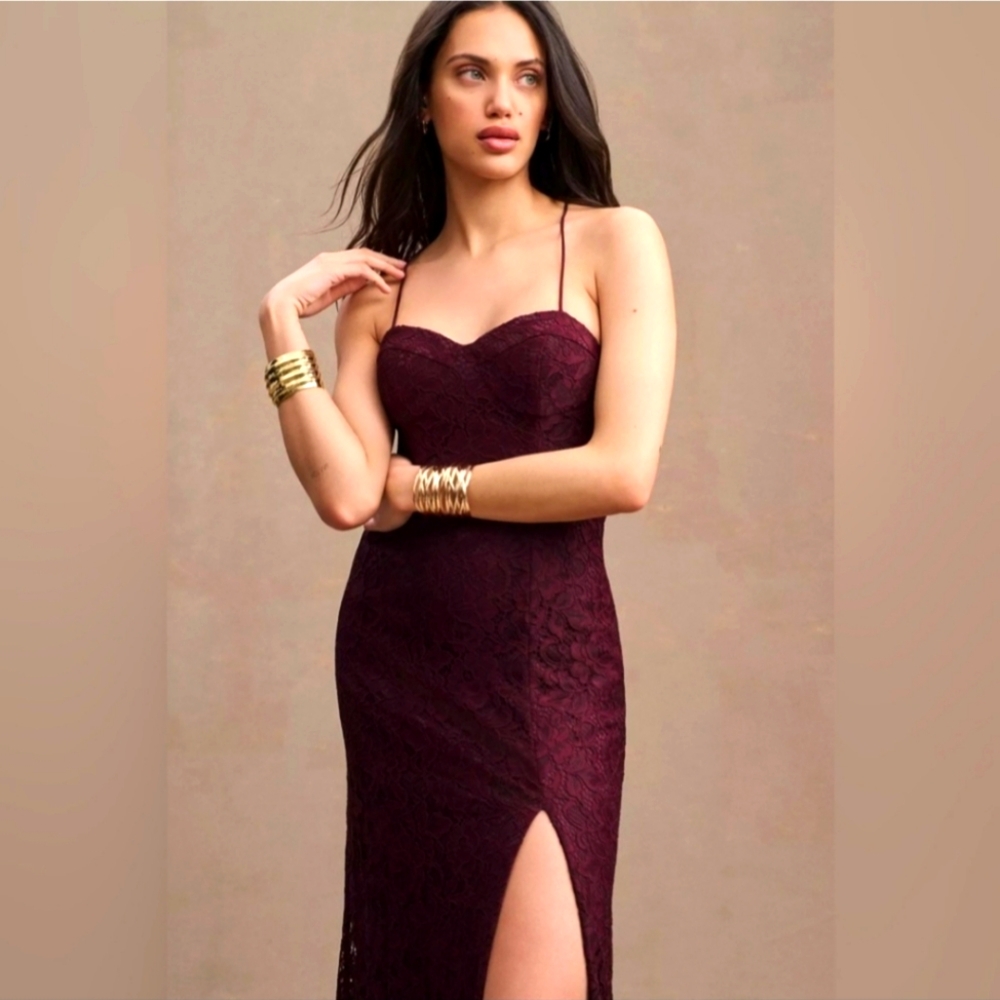 Anthropologie BHLDN Emma Sweetheart Lace Gown in Dark Berry